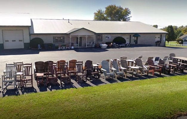 Exterior of Elite Outdoor Expressions business